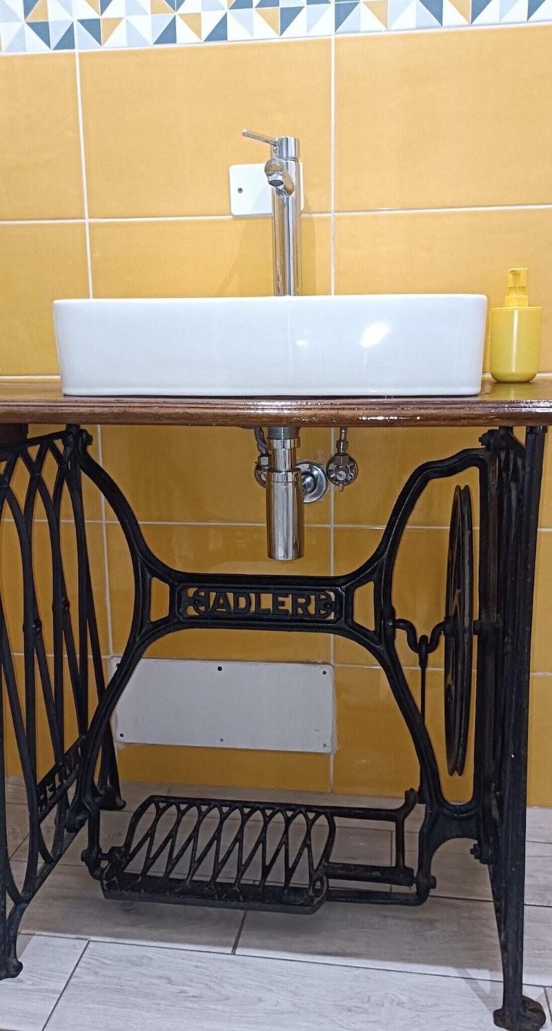 Lanzies Guesthouse image