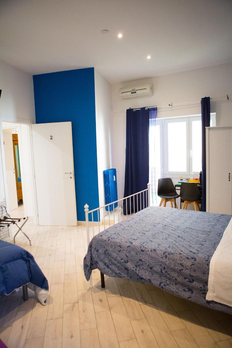 Lanzies Guesthouse image
