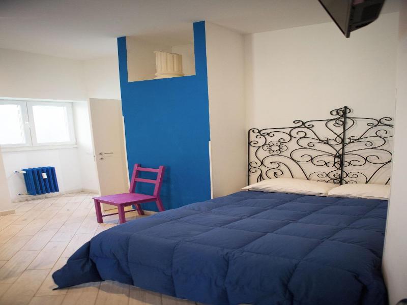 Lanzies Guesthouse image