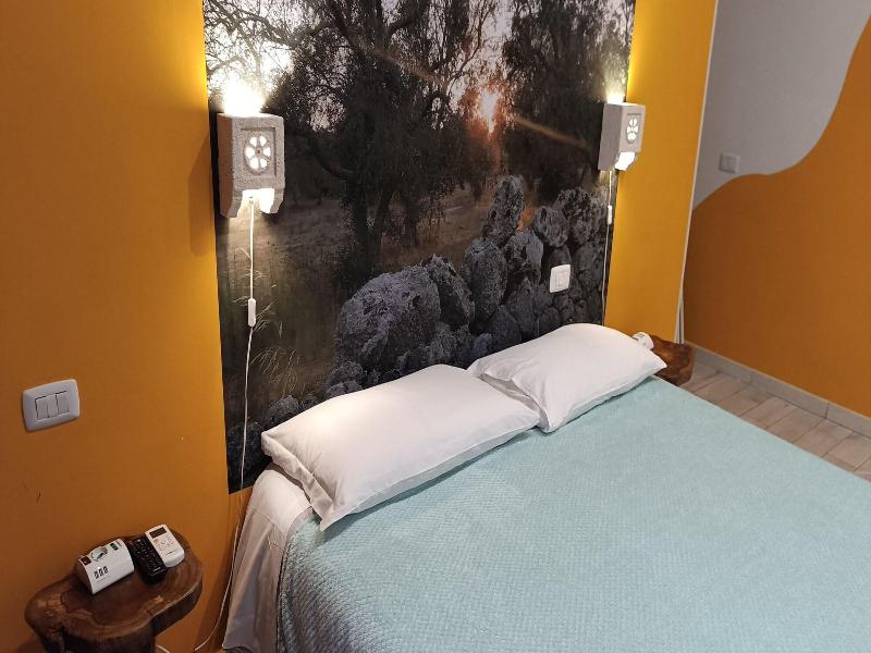 Lanzies Guesthouse image