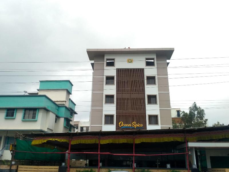Hotel Maval Grand image