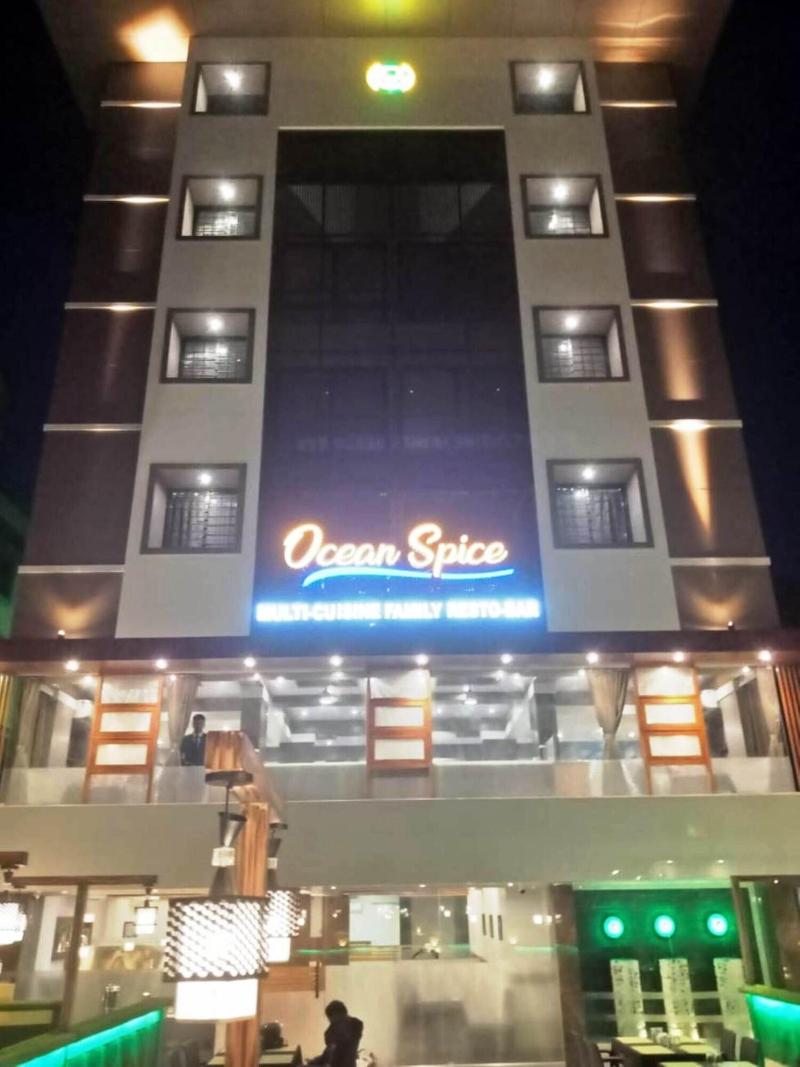 Hotel Maval Grand image