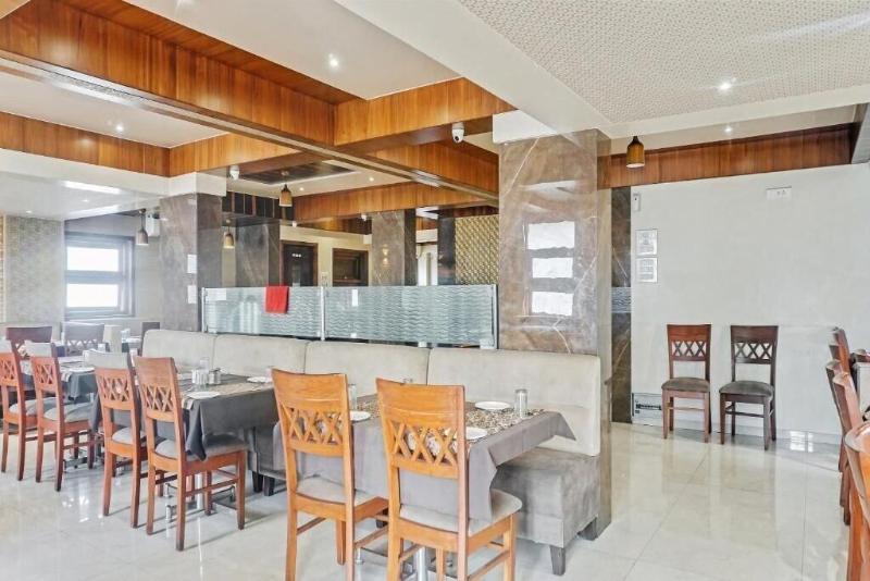 Hotel Maval Grand image