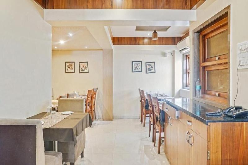 Hotel Maval Grand image