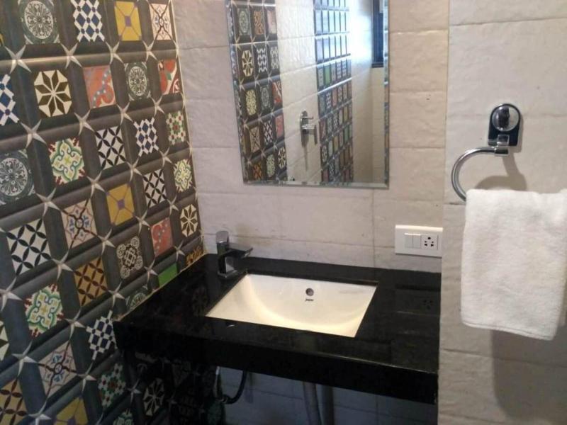 Hotel Maval Grand image