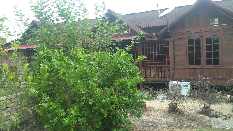 Yc Chalet Roomstay Lekir — photo 2