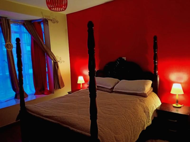 Ken S Haven Apartment image