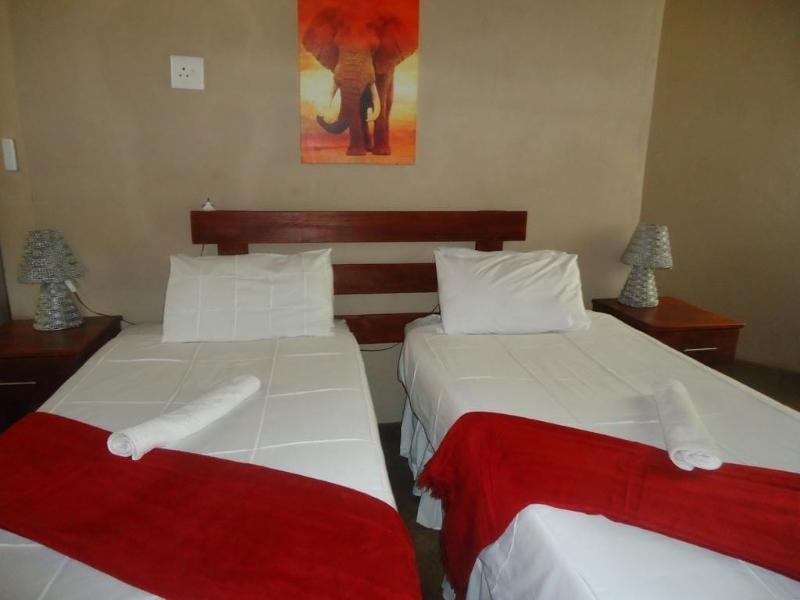 Noma Nini Lodge And Restaurant image