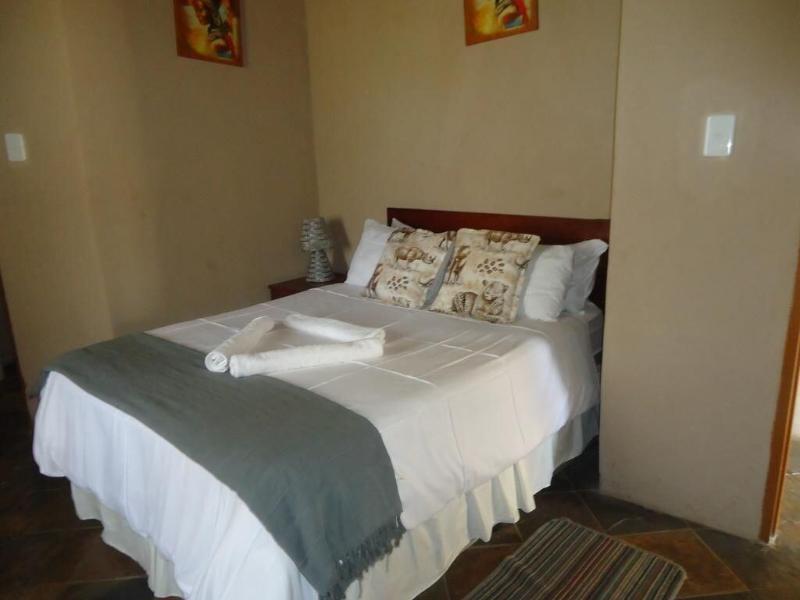 Noma Nini Lodge And Restaurant image
