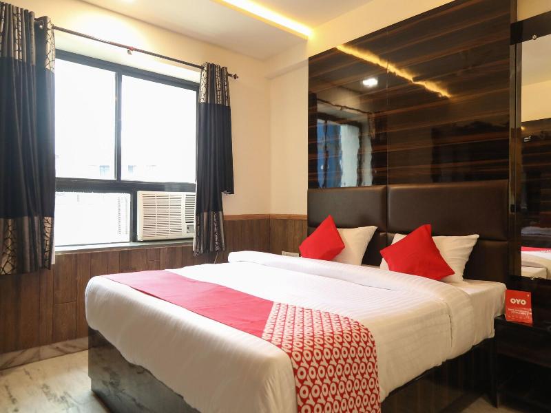 15542 Hotel Shivala — main photo