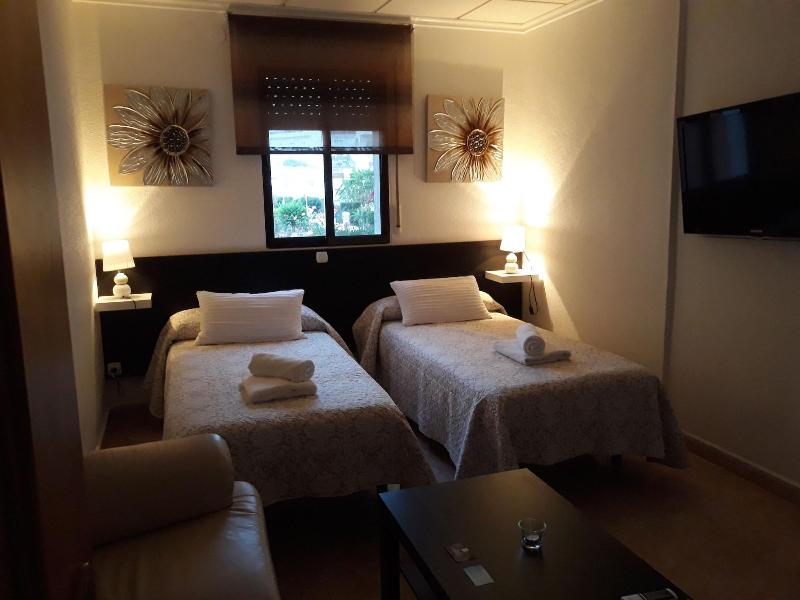 Miramar Habitaciones image