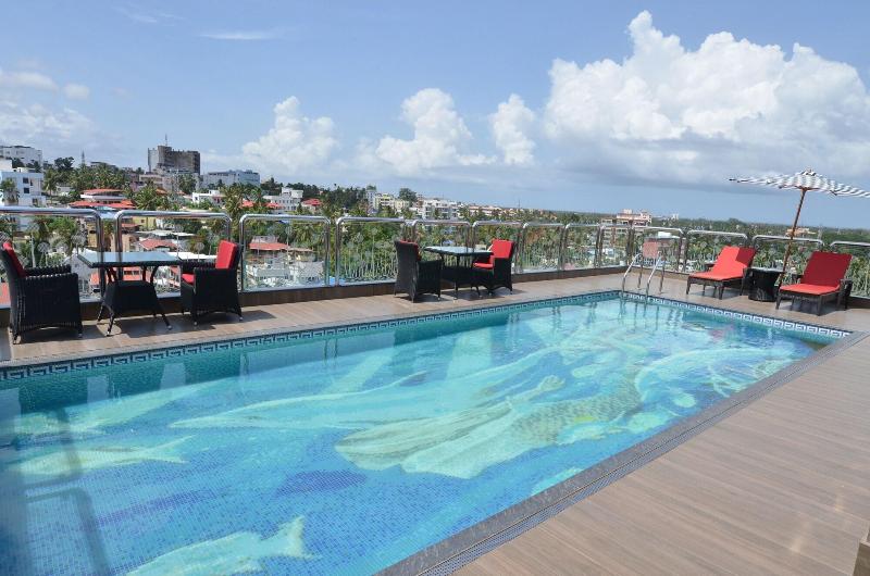 Casa In Luxury Suites image