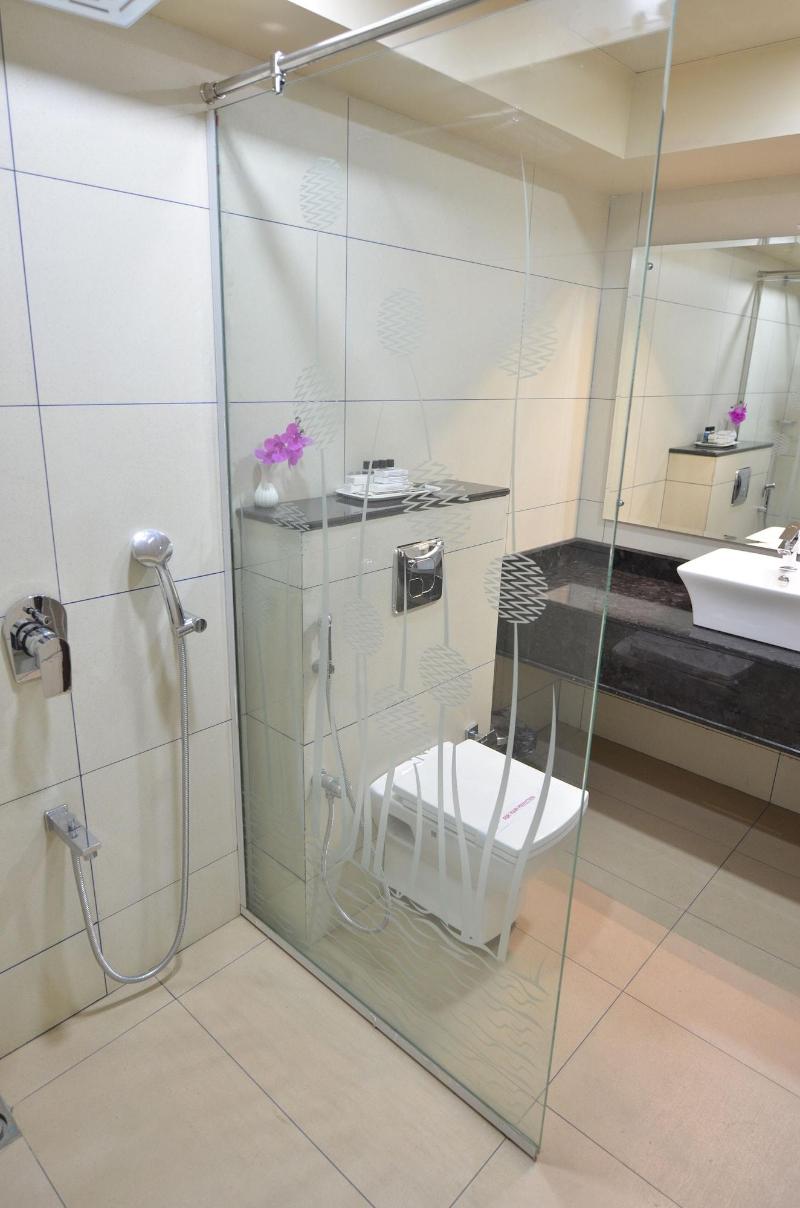 Casa In Luxury Suites image