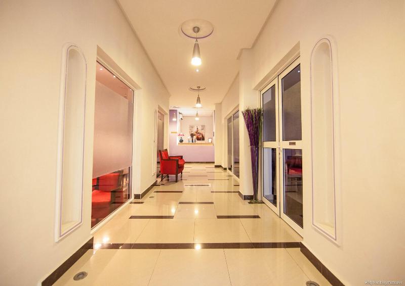 Hotel L Adagio image