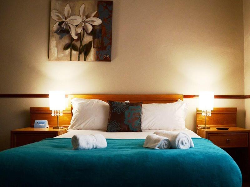 The Hamlet Country Lodge 2