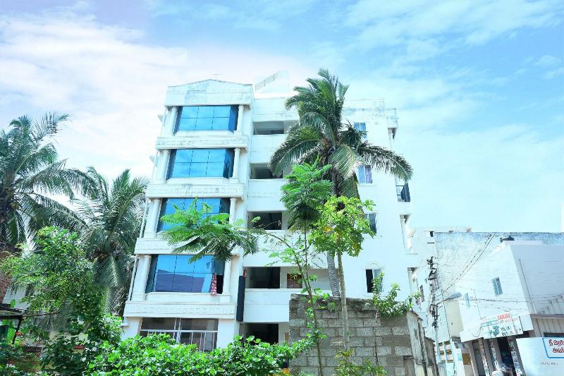 17423 Hotel Vishnu Ram — main photo