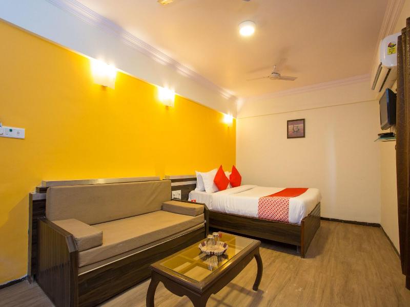12078 Hotel Suncity — main photo