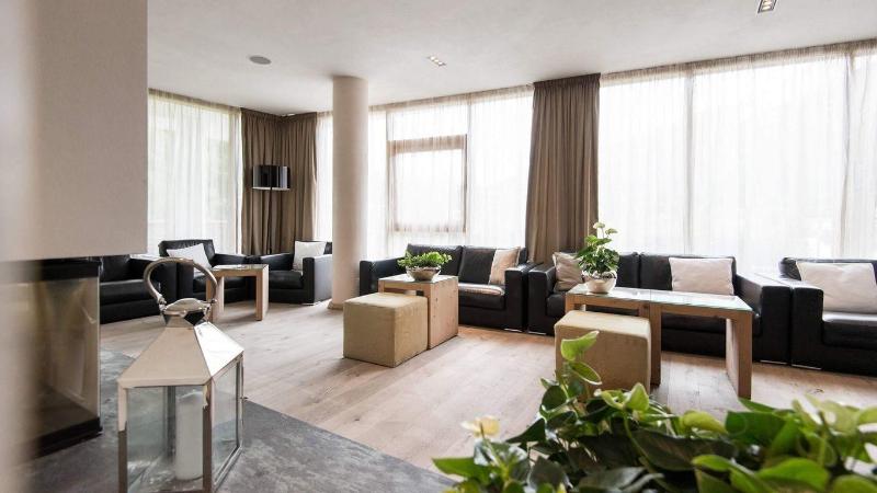 Alpine Hotel Ciasa Lara image