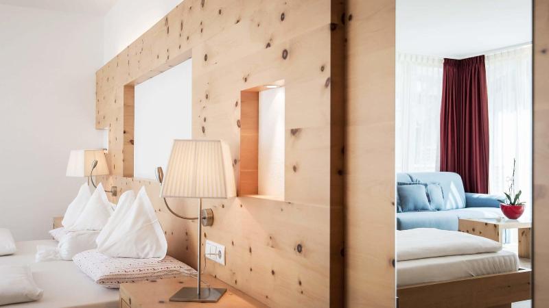 Alpine Hotel Ciasa Lara image