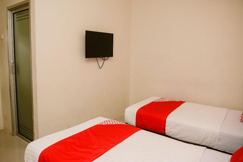 312 Hotel Sukarami — photo 2