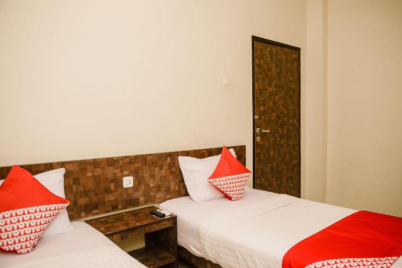 312 Hotel Sukarami — photo 3