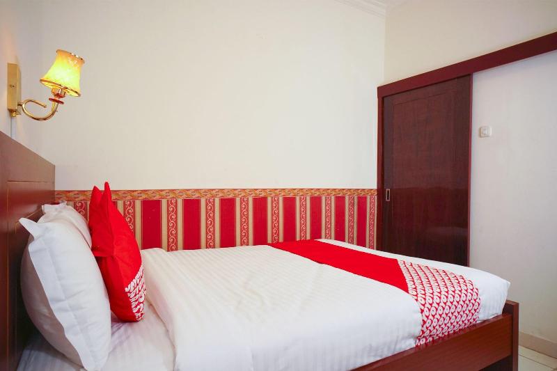 312 Hotel Sukarami — photo 4