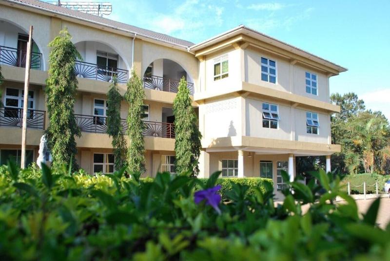 Garden Courts Hotel Masaka 5