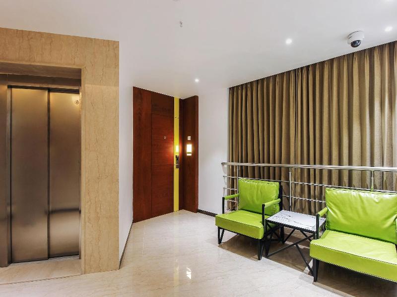 24583 Sesha Grand