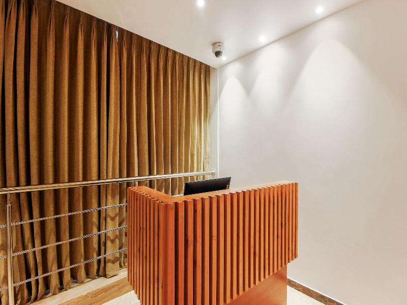 24583 Sesha Grand