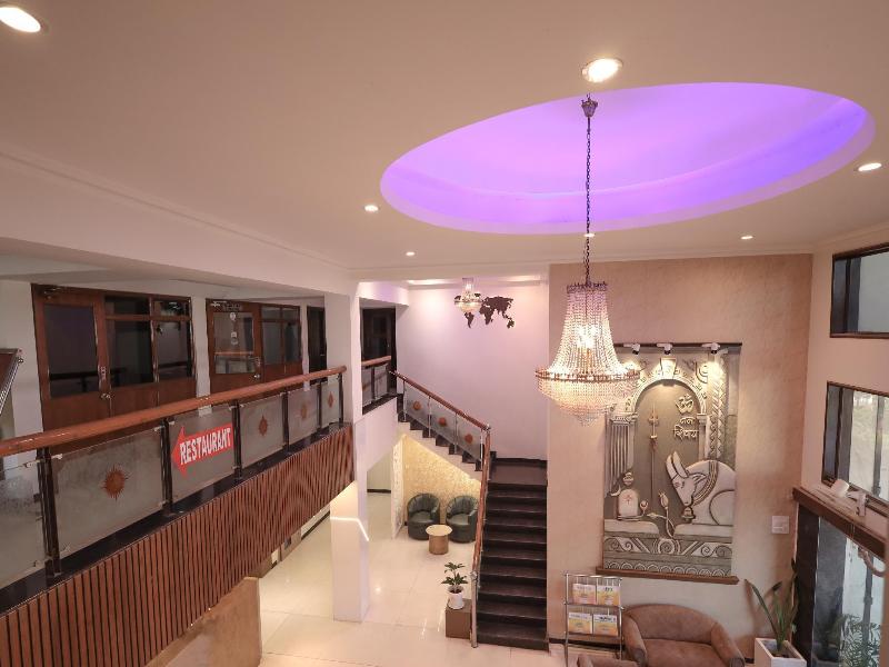25042 Vikramaditya Hotel