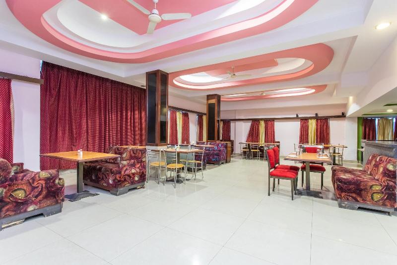 25042 Vikramaditya Hotel