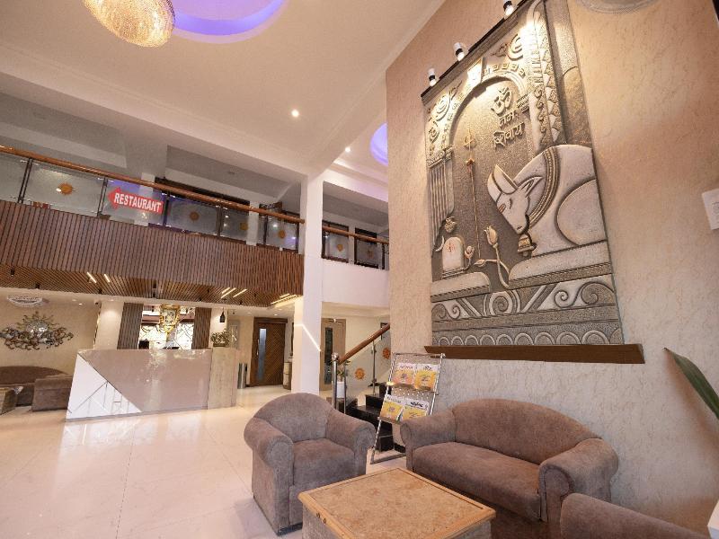 25042 Vikramaditya Hotel