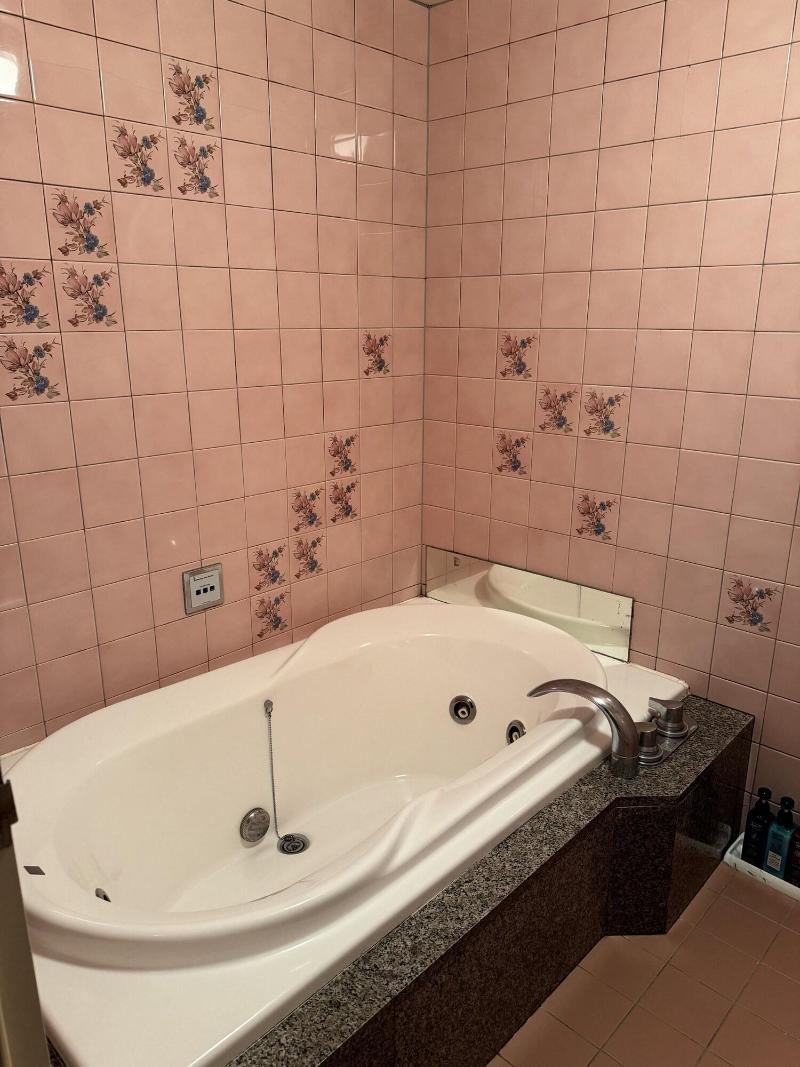 Hotel Galaxy image