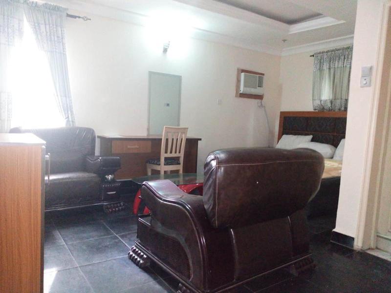 D Luxx Villa Suites image