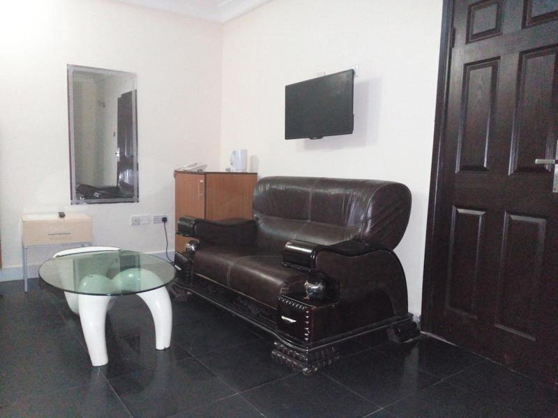 D Luxx Villa Suites image