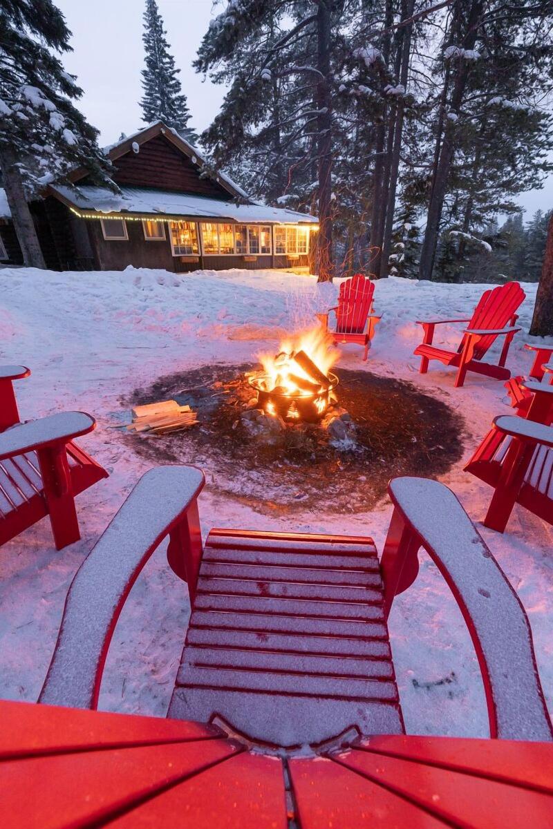 Storm Mountain Lodge Cabins Dining image