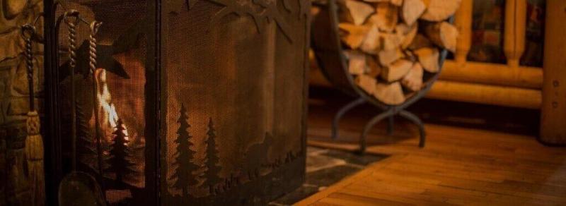 Storm Mountain Lodge Cabins Dining image