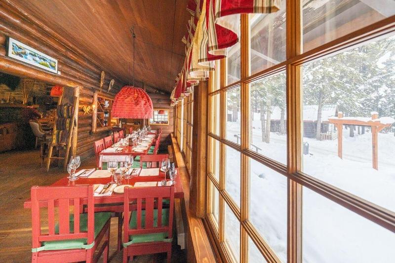 Storm Mountain Lodge Cabins Dining image