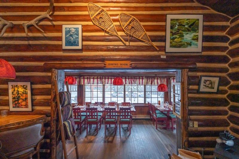 Storm Mountain Lodge Cabins Dining image