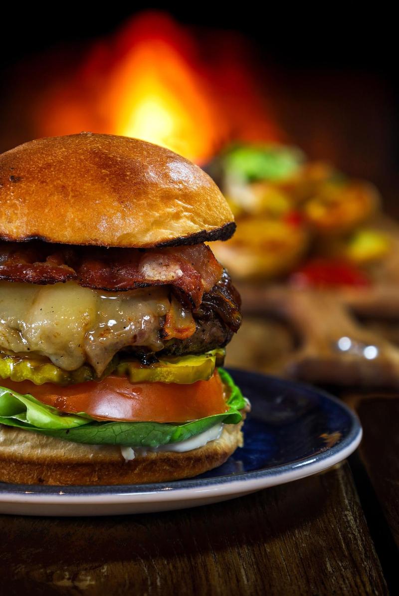 Storm Mountain Lodge Cabins Dining image