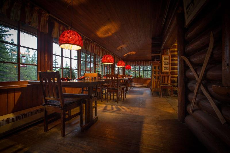 Storm Mountain Lodge Cabins Dining image