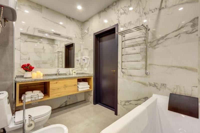 Aurum Hotel image