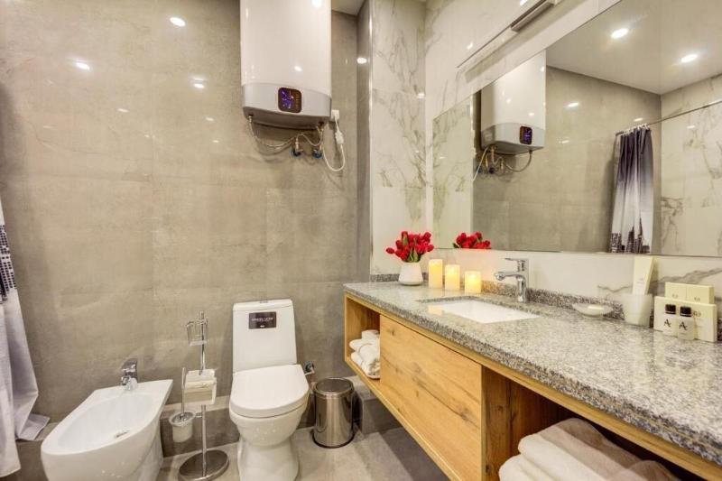 Aurum Hotel image