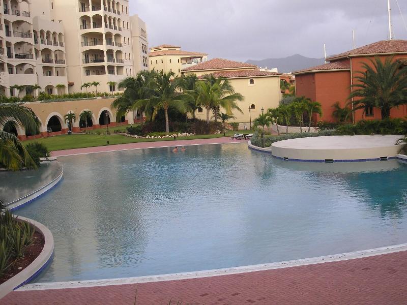 Savana At Porto Cupecoy Marina image