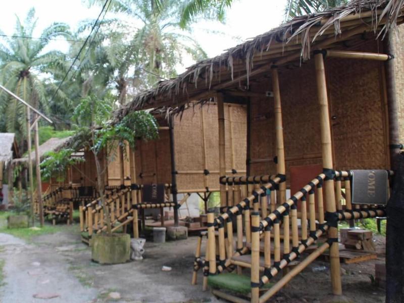 Tadom Hill Resorts image