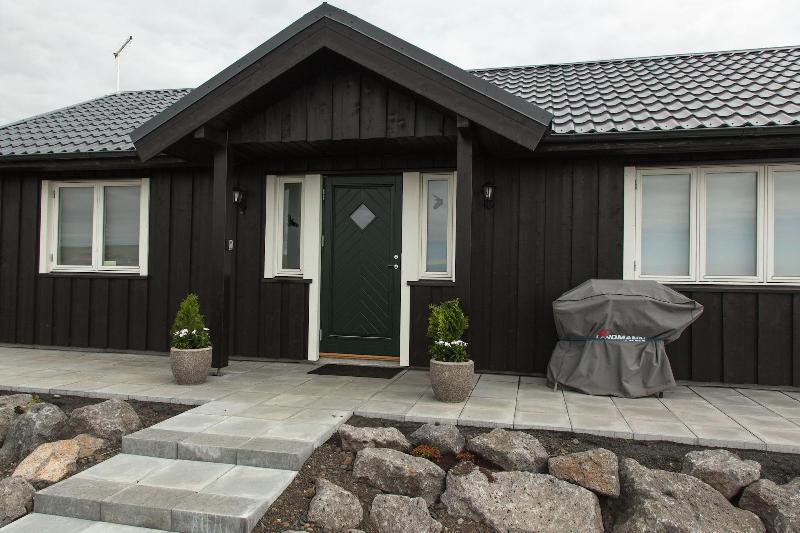 Kornha Ll Holiday Home image