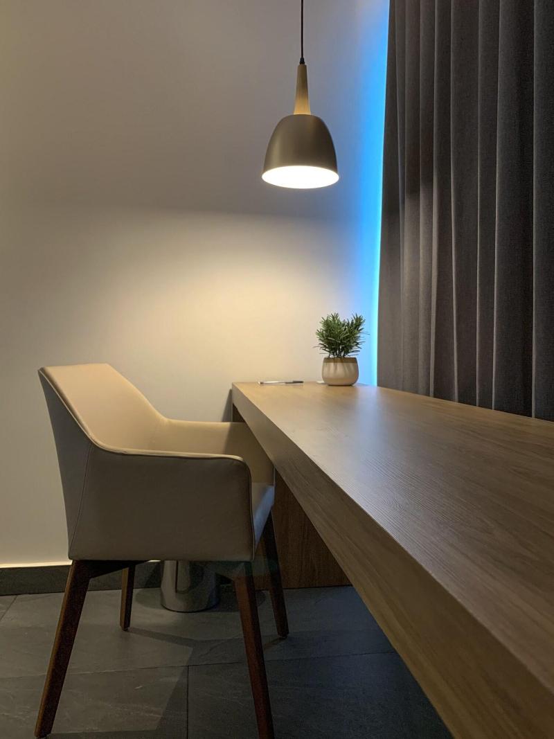 B S Suites image