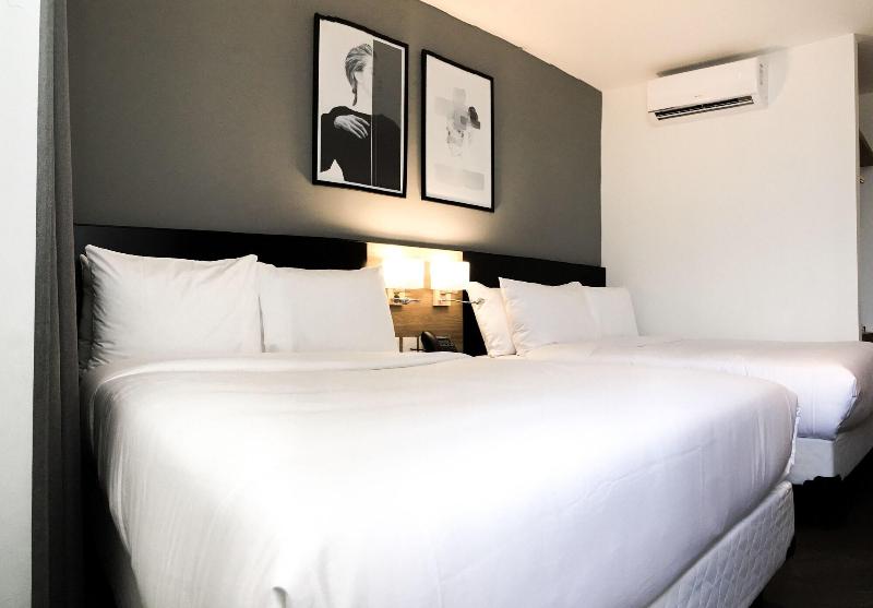 B S Suites image