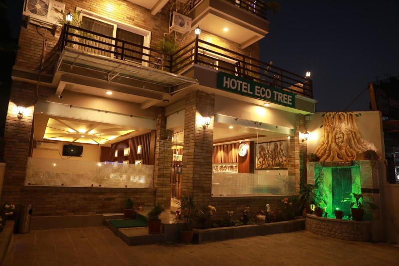 Hotel Eco Tree image