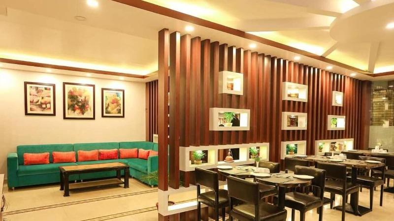 Hotel Eco Tree image